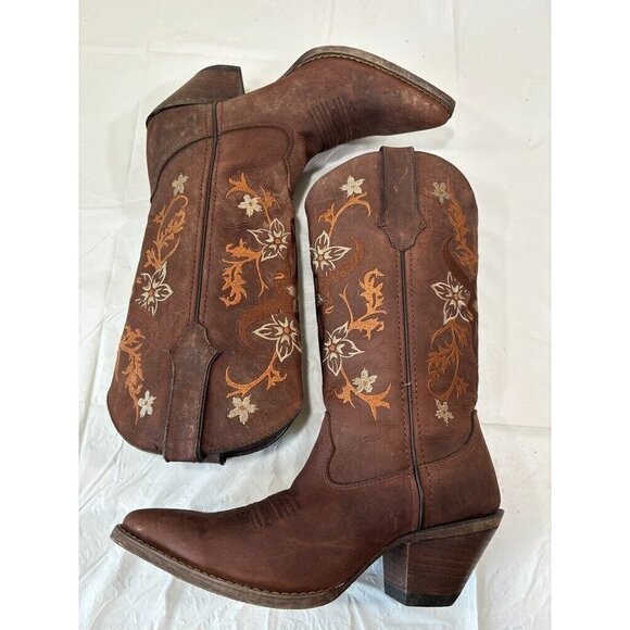 Brown Embroidered Western Boots - Picture 11 of 12